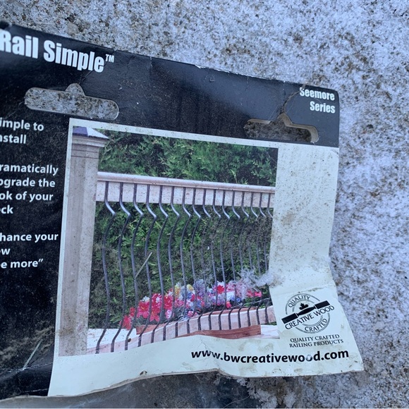 SOLD⭐️NEW PRICE⭐️6 Packs of 5 METAL PORCH PICKETS made in 🇨🇦 30 unused pieces - Picture 2 of 11